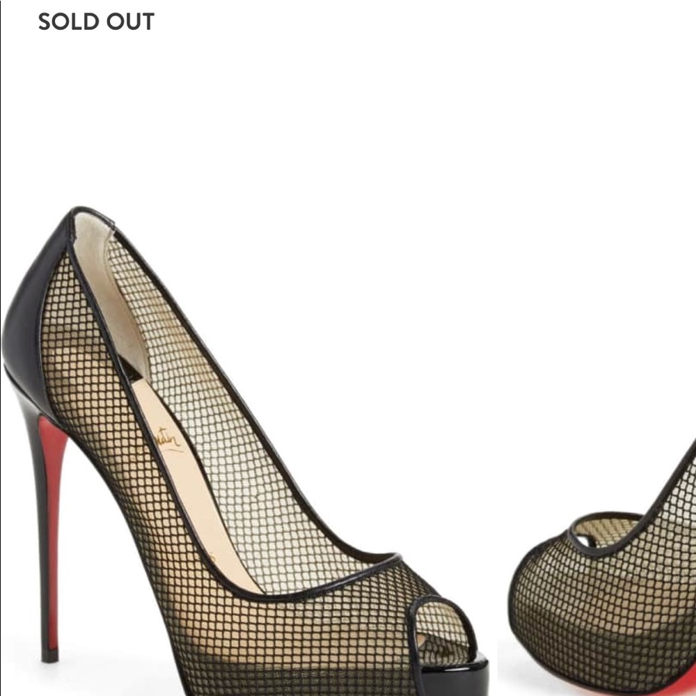 Very Rete Louboutin size (7)  37 black